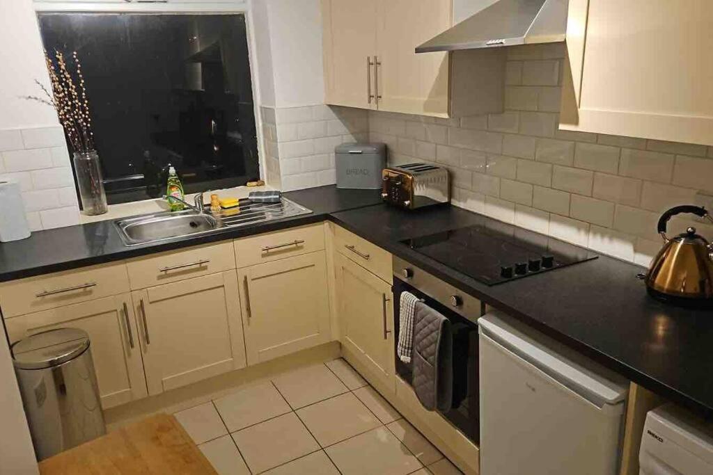 Appartamento Period Sea View Flat In Hastings Esterno foto